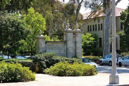 pomona-college-technology-small-college