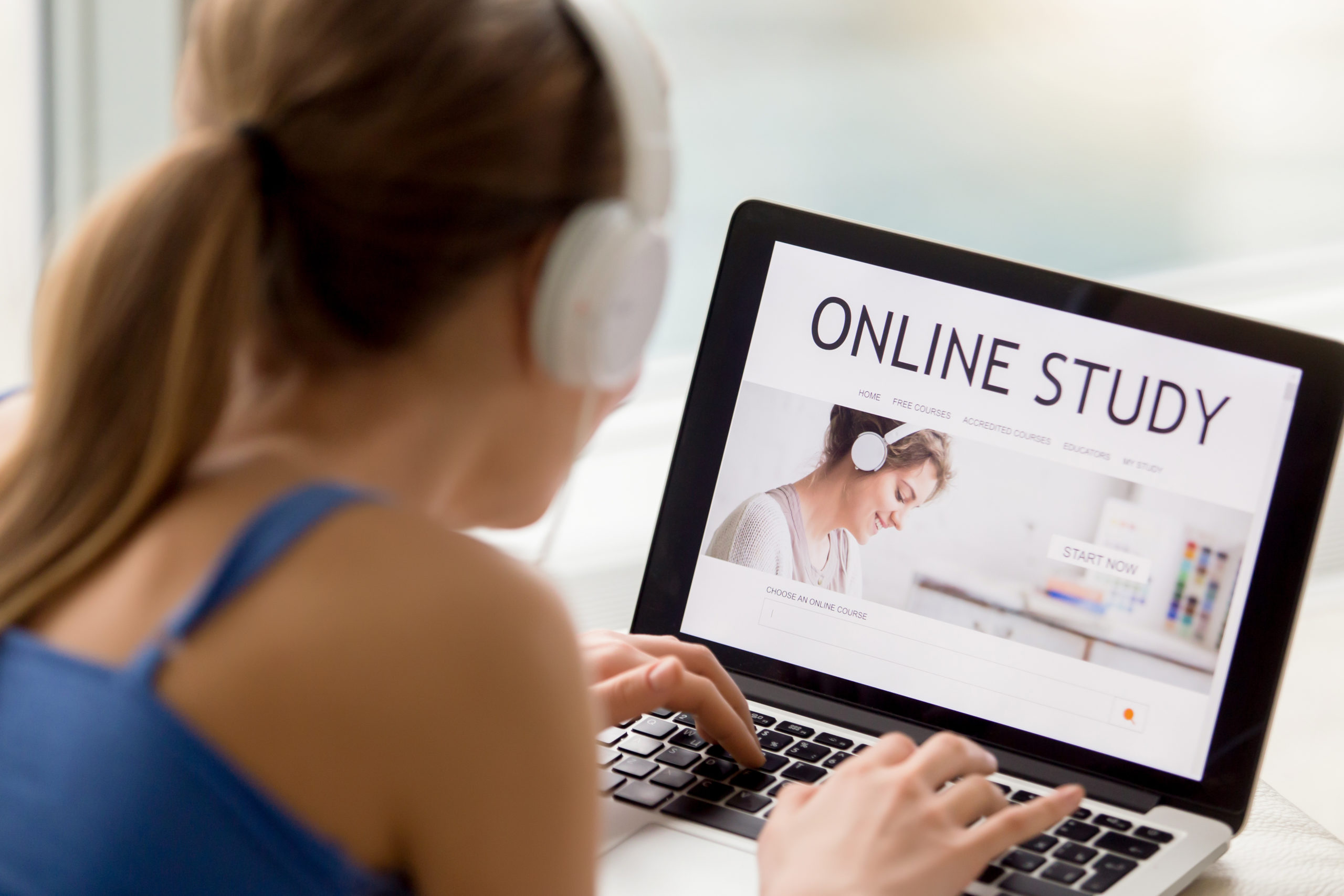 How exactly do online colleges classes work? Best Colleges Online